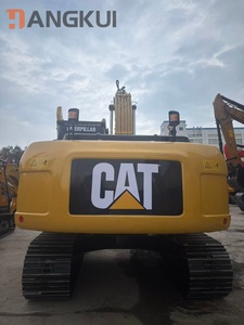 Excavatrice sur chenilles CAT 320D2L de 20 tonnes d'occasion avec moteur C7.1 - Product Image 4