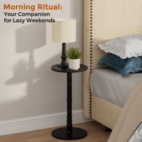 Ensemble de deux tables d'appoint rondes hautes noires avec pieds tournés pour salon, chambre à coucher, décoration moderne minimaliste