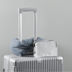 Borsa per il Trucco Impermeabile in TPU Biodegradabile Trasparente Satinato con Logo Personalizzato, Astuccio alla Moda con Doppia Cerniera, Etichetta Privata - Product Image 4