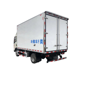 <span class=keywords><strong>Meilleure</strong></span> qualité HOWO 4x2 140hp 5 tonnes moins 18 degrés réfrigérateur Van camion congélateur camion à vendre - Product Image 4