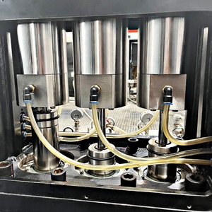 Unités de pompe à haute pression de carburant diesel de haute qualité pour un élimination efficace de la rouille et de la peinture de coque dans le lavage de voiture à l'état neuf - Product Image 2