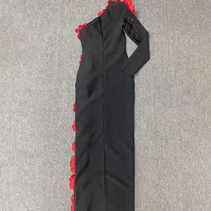 कंधे पर सिंगल स्लीव टेम्पोमेंट बैंड की ड्रेस पार्टी शाम का गाउन - Product Image 6