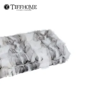 Tiff Home Großhandel neues Design 240 × 70 cm wiederverwendbare luxuriöse graue und weiße Fox-Kopf-Überwurf-Decke für Heimdekoration