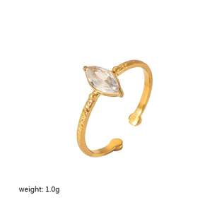 Anillo de circón geométrico chapado en oro de 18 quilates de acero inoxidable de lujo, forma de gota de agua, apertura ajustable, anillo de boda <span class=keywords><strong>para</strong></span> mujer, joyería - Product Image 6