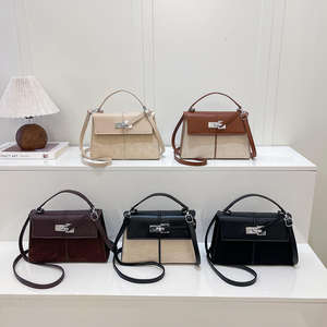 กระเป๋าสะพายข้างผู้หญิงแฟชั่น กระเป๋าสะพายไหล่เรียบง่าย กระเป๋าถือทรงสี่เหลี่ยมเล็กมีเท็กซ์เจอร์ - Product Image 3