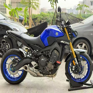Modèles d'occasion de motos sportives à essence MT-10, MT-09, MT-07, MT-125, MT-03 : Maniabilité Agile MT09 Offrant un Contrôle Précis et des Manœuvres Fluides - Product Image 5