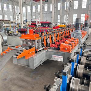 Máquina Personalizada de Alta Velocidad para Fabricar Paneles de Protección de Barandas de Seguridad, Máquina de Conformado de Rollos para Barandas de Carreteras - Product Image 2