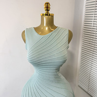 Robe midi élégante sans manches en maille style français, anti-plis, motif vague d'eau, moulante, col rond, en soie fraîche pour femme, idéale pour l'été