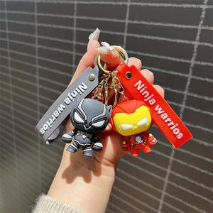 Llavero de PVC y Metal con Diseño de Muñeco de Dibujos Animados 3D, Colgante para Llaves de Coche, Artículo Pequeño para Venta al Por Mayor - Product Image 3