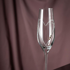 Ensemble de 2 verres à prosecco personnalisés fabriqués à la machine, design 'cœurs' avec cristaux <span class=keywords><strong>Swarovski</strong></span>, flûtes à champagne à long pied - Product Image 3