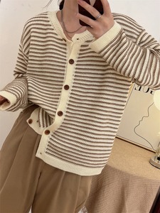 Pull en tricot rayé haute qualité <span class=keywords><strong>Cardigan</strong></span> à manches longues col rond veste boutonnée rouge haut ample décontracté - Product Image 6