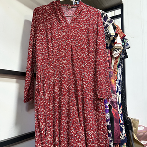 เสื้อผ้า<span class=keywords><strong>มือ</strong></span><span class=keywords><strong>สอง</strong></span> ชุดเดรสยาวผ้าฝ้ายสำหรับผู้หญิง แบรนด์ดังจากแอฟริกา เสื้อผ้า<span class=keywords><strong>มือ</strong></span><span class=keywords><strong>สอง</strong></span>แบบเบล ชุดเดรสผ้าไหม - Product Image 2