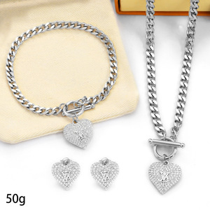 Collana Unisex con Ciondolo a Cuore e Diamante in Acciaio Inossidabile, Stile Hip Hop, Moda Trendy, Lega di Zinco, Design Buddista, Stile Europeo Americano - Product Image 2