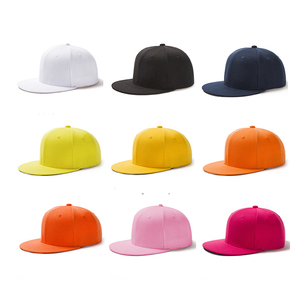 قبعات متعددة الألوان بتصميم هيب هوب، قبعة سناب باك مسطحة من الأكريليك - Product Image 1