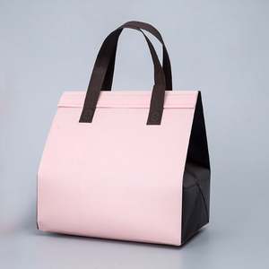 Sac isotherme personnalisable en non-tissé, recyclable et écologique, imperméable, avec logo personnalisable - Product Image 4