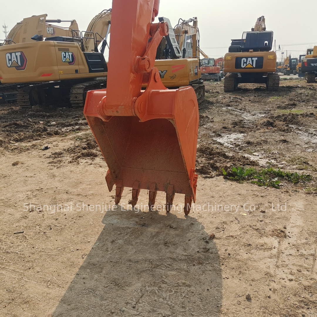 11 Ton Hitachi ZX110 Used Excavator - Cheap Price & Video