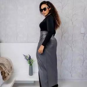 กระโปรงหนังสีเทาแฟชั่นใหม่ปี 2023 ขายส่ง กระโปรงยาวหนัง PU เซ็กซี่ ทันสมัย สบายๆ ระบายอากาศได้ดี สำหรับผู้หญิง - Product Image 3