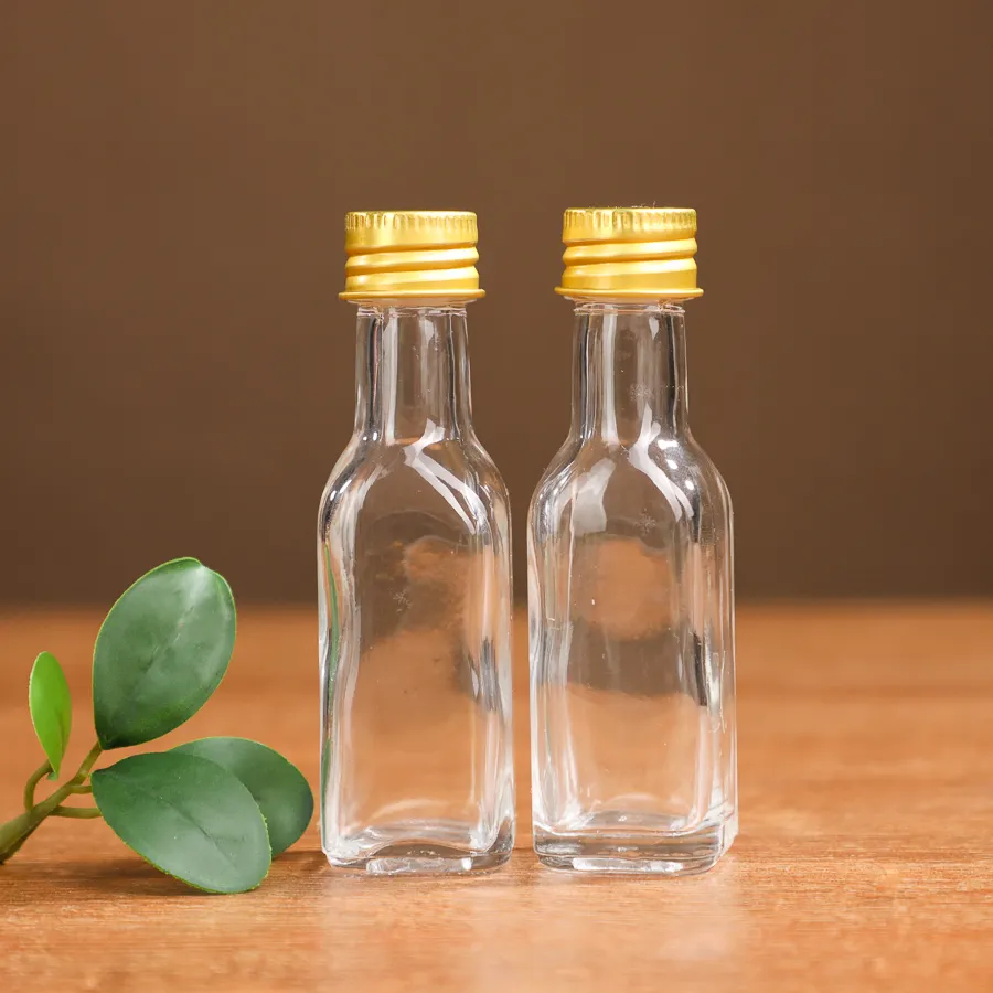 20 ml klare Glasflasche Lebensmittelqualität leere quadratische Form kleine Olivenöl-Glasflaschen mit Kappe