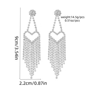 <span class=keywords><strong>Boucles</strong></span> <span class=keywords><strong>d</strong></span>'<span class=keywords><strong>oreilles</strong></span> pendantes longues en forme de cœur à <span class=keywords><strong>d</strong></span>égradé de couleurs <span class=keywords><strong>pour</strong></span> femmes, avec chaîne griffe et strass multicolores géométriques - Product Image 3