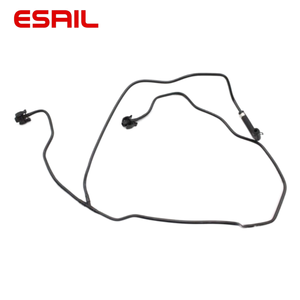 Tubo de Retorno de Agua, Línea de Respiración del Radiador, Manguera de Desbordamiento de Refrigerante F1F18C012DE 1870312 2025971 F1F18C012DD para <span class=keywords><strong>Ford</strong></span> Focus - Product Image 3