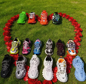 Chaussures de course LED Série 2026 Style Rétro Designer Décontractées BGA Track 3.0 Classiques Sportives Respirantes en Cuir Véritable - Product Image 2