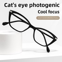 À la mode INS Style rétro Prescription lunettes oeil de chat cadre noir Danyang sans maquillage lunettes magiques TR90 matériel diamant en gros