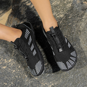 Chaussures d'eau légères à séchage rapide en maille pour la natation, la randonnée, l'escalade, pour hommes et femmes, taille unisexe 36-46 - Product Image 4