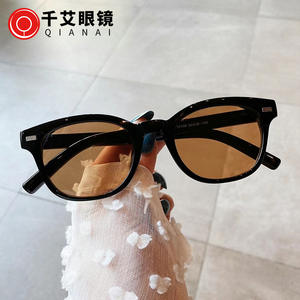 Lunettes de soleil polarisées UV400 pour femmes Qianai, verres AC, rivets à points, style rétro, monture noire, J4-20138 - Product Image 4