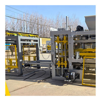 Machine à Briques Automatique à Technologie de Vibration QT4-15, Machine à Briques Creuses en Béton avec Prix d'Usine
