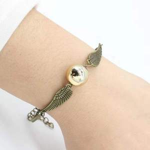 Joyería de película caliente Reliquias DE LA MUERTE Bronce antiguo Plata Golden <span class=keywords><strong>Snitch</strong></span> Pulsera Golden <span class=keywords><strong>Snitch</strong></span> Pulseras para Cosplay - Product Image 1