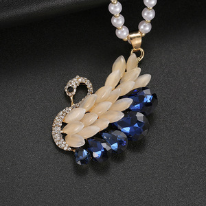 Floral Pendant Necklace Imitation Pearl Gold Tone Camellia Design Party Jewelry Daily Wear - Product Image 3