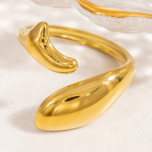 European Style Stainless Steel <b>Rings</b> For Women 18k Gold Plated Irregular Geometric Design Party Jewelry <b>Titanium</b> Steel Fashion - Product Image 3