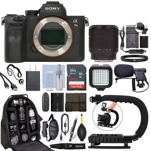 Cámara Instantánea sin Espejo de Fotograma Completo <span class=keywords><strong>Alpha</strong></span> A7 <span class=keywords><strong>III</strong></span> (Ilcem3k/B) Disponible, Lente de 28-70 mm, Estabilización de Imagen Múltiple, Pantalla LCD de 3 Pulgadas - Product Image 4