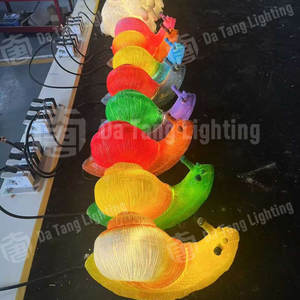 Lámpara decorativa impermeable para exteriores con diseño de caracol pequeño para parques temáticos y paisajes festivos - Product Image 6