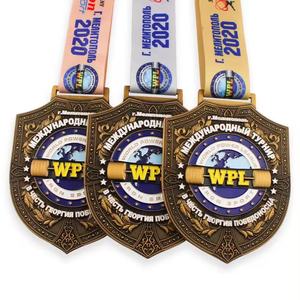 Médaille Marathon personnalisation métal plaqué or forme 3D événement sportif compétition d'athlétisme commémorative marche coulée UV - Product Image 1