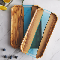 Plateau en bois moderne fait main et écologique avec résine époxy, organisateur de bijoux, porte-bagues, rangement décoratif pour clés, pour salle de bain/table