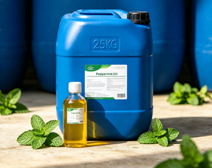 Aceite Esencial <span class=keywords><strong>de</strong></span> Menta Natural al por Mayor, Aceite <span class=keywords><strong>de</strong></span> Hoja <span class=keywords><strong>de</strong></span> Menta con Alto Contenido <span class=keywords><strong>de</strong></span> Mentol para Jabón <span class=keywords><strong>de</strong></span> Lavandería, Cuidado Bucal y Ungüento Refrescante - Product Image 4