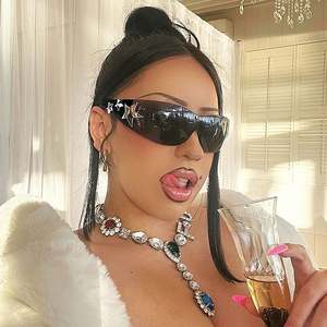 Gafas de Sol de Moda 2023, Estilo Y2K, Punk, para Hombre, Lentes de una Pieza, sin Montura, para Mujer, Cinco Estrellas - Product Image 2