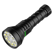 Lampe torche tactique LED rechargeable 4200 lumens, en alliage d'aluminium, batterie Li-Ion 21700, indice de protection IP55, faisceau de 200-300 m, camping