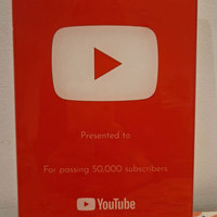 Plaque Bouton Lecture YouTube Personnalisée en Acrylique, Trophée Acrylique pour Créateur de Contenu Instagram TikTok, Cadeau pour Streamer, Décoration de Salle de Jeu