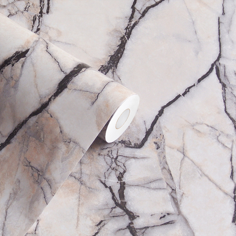 Grande pietra incrinata