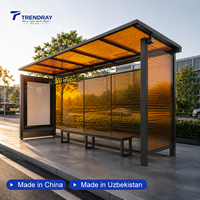 Panneau en polycarbonate alvéolaire à motif étoilé, résistant aux chocs, avec système de fixation rapide, pour les projets de toiture et de parois latérales d'abris de bus