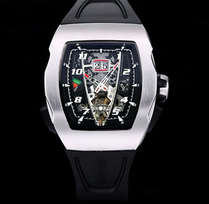 Orologio da Uomo Impermeabile alla Moda con Cassa in Lega di Ultima Generazione e Cinturino in Gomma - Product Image 1