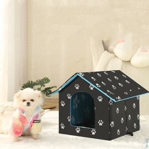 Casa para mascotas para gatos y perros, impermeable, plegable, con diseño de huellas de patas, uso en interiores y exteriores, tamaño pequeño, color negro - Product Image 1