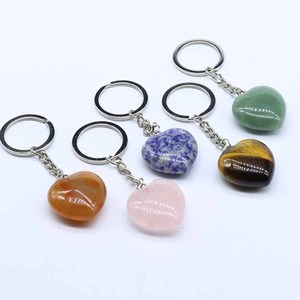 Wholesale Rose Quartz Amethyst Clear Crystal Heart Crystal Stone Key Chain Stone Charm Pendants Keyrings