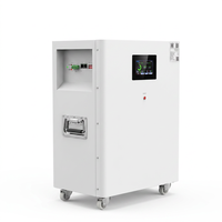 Batterie domestique 48V 120Ah 5.76kWh pour villa, montage sur rack, haute tension, LFP, refroidissement silencieux, modulaire, approvisionnement en gros pour le Royaume-Uni et l'Australie