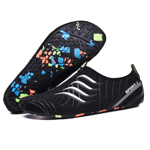 Chaussures d'eau d'été pour femmes et hommes, antidérapantes, semelle en caoutchouc souple, fitness, marche pieds nus, chaussures aquatiques de plage - Product Image 1