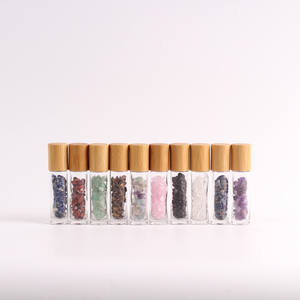 Bouteille de rouleau d'huile essentielle en verre cristal, Logo personnalisé 5ml 10ml couvercle en bambou de guérison bouteille de rouleau pour cadeau - Product Image 1