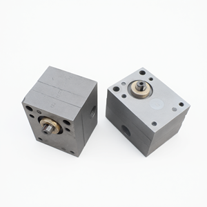 Pompe hydraulique en fonte série 13 pour machine de perçage radial, à commande par serrage - Product Image 1