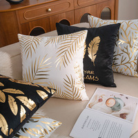 Housse de Coussin Amity Doré Imprimé, Doux Pelucheux Bronzant Décoratif pour Maison, Canapé, Siège de Voiture